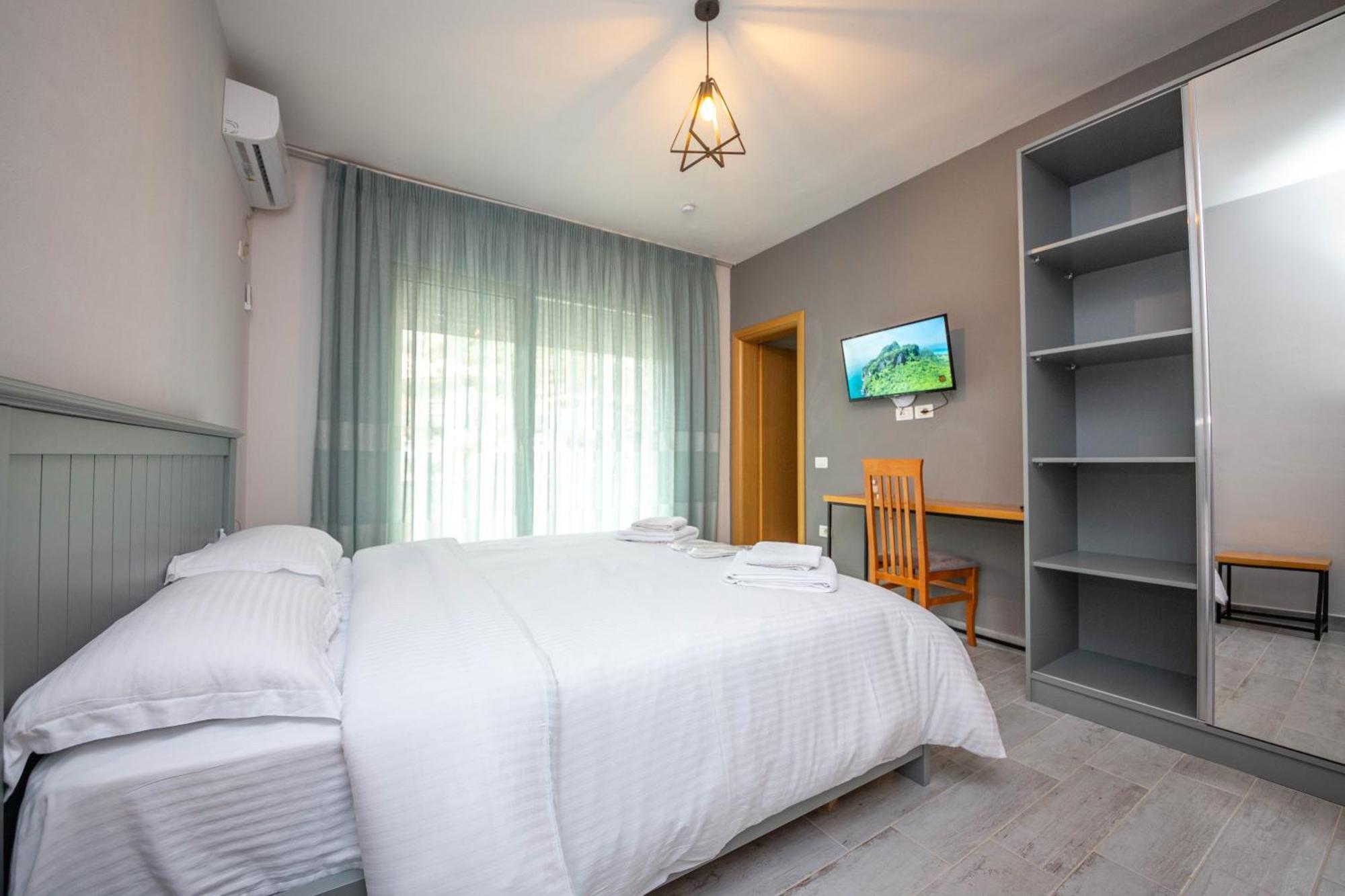 Vlorë Aerial Hotel & Spa מראה חיצוני תמונה
