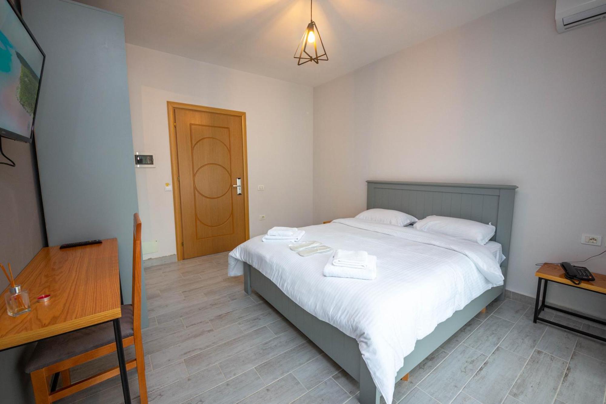 Vlorë Aerial Hotel & Spa מראה חיצוני תמונה