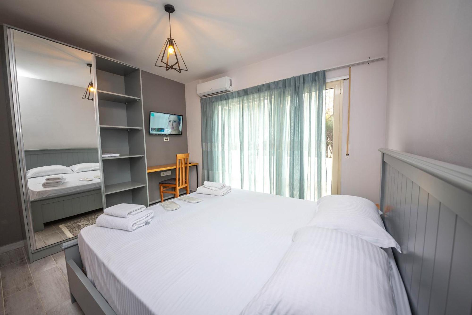 Vlorë Aerial Hotel & Spa מראה חיצוני תמונה